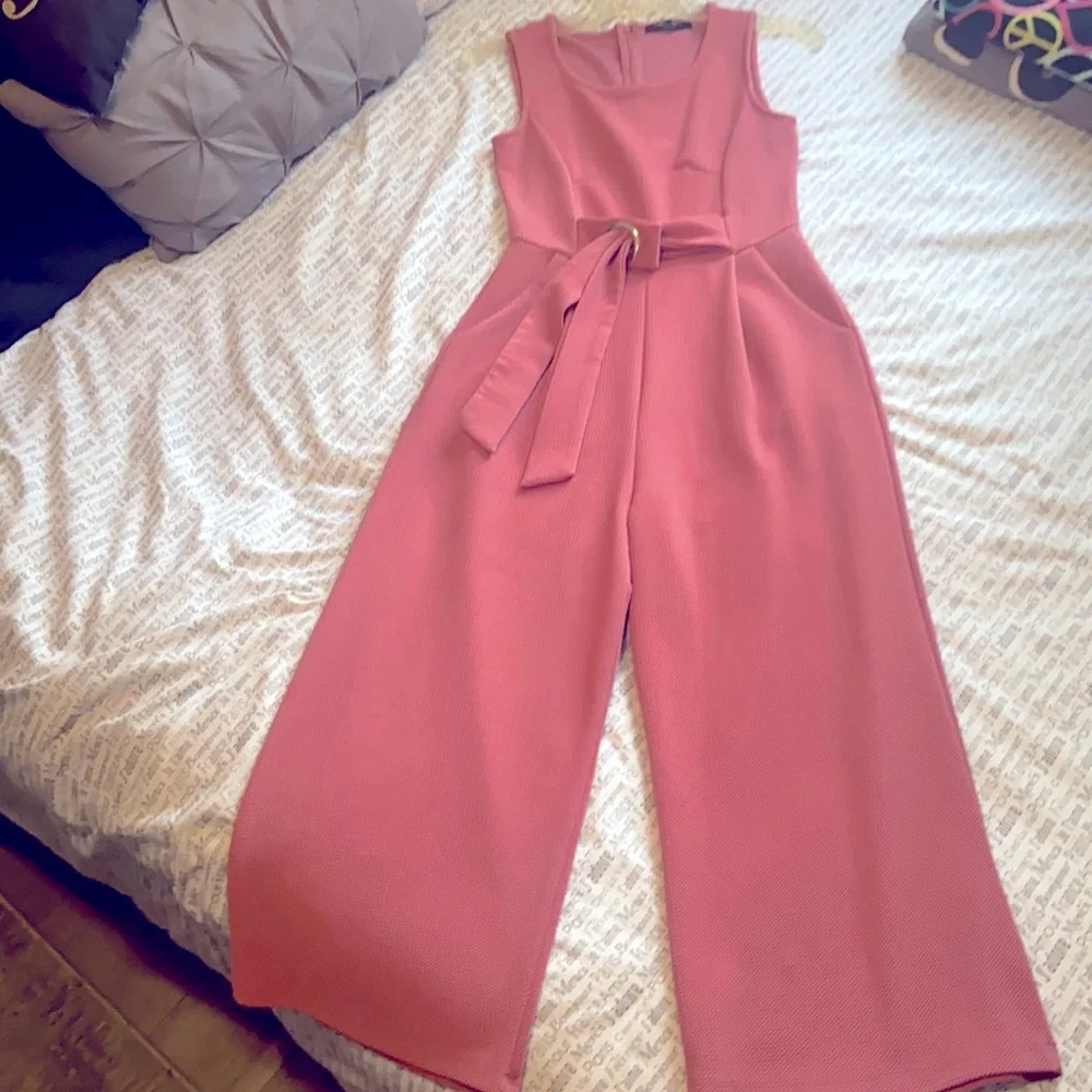 Romper - Picture 1 of 4